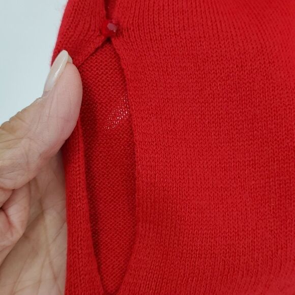Heidi Weisel lightweight red sweater. Key hole sleeves. NWT size medium. - Picture 2 of 6
